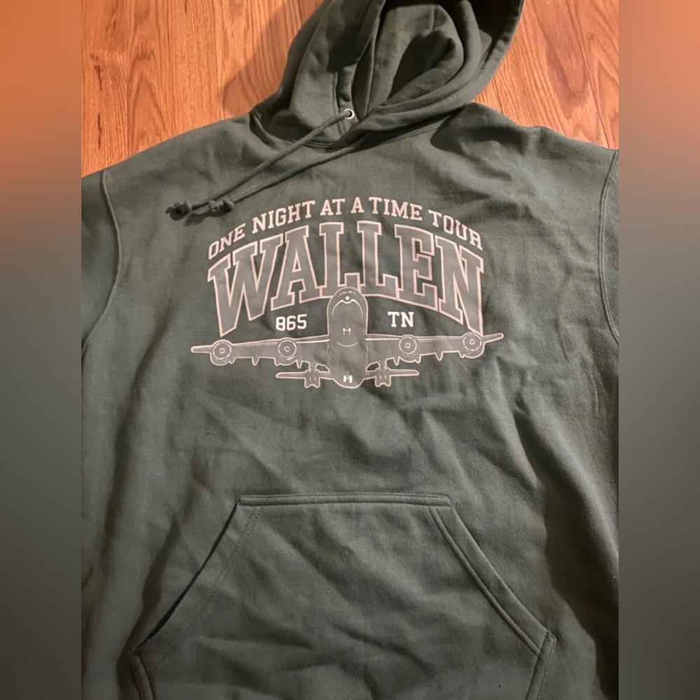 Morgan Wallen Tour Hoodie - 2XL